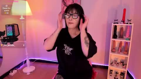 Asami  online show from July 16, 8:15 pm
