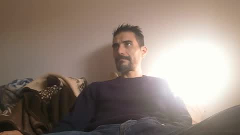 Snapshot of ash590 chatting on December 19, 9:49 am Ash590 online show from December 19, 9:49 am