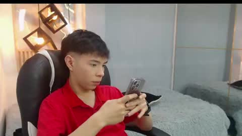 Snapshot of ash_kai chatting on July 28, 8:52 pm ash_kai online show from July 28, 8:52 pm