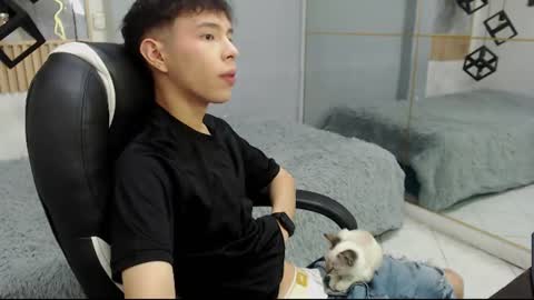 Snapshot of ash_kai chatting on July 31, 8:30 pm ash_kai online show from July 31, 8:30 pm