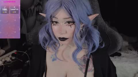 Sasha next stream December 4st  at  0000- 0030 am German time online show from December 3, 10:30 pm