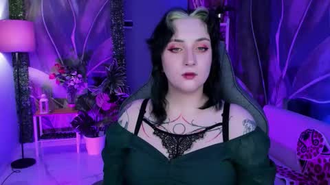 Snapshot of asheluck chatting on October 9, 11:14 pm AshleyAshe online show from October 9, 11:14 pm