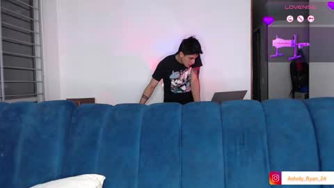 Snapshot of ashely_ryan24 chatting on September 14, 11:59 pm Ashley And Ryan online show from September 14, 11:59 pm