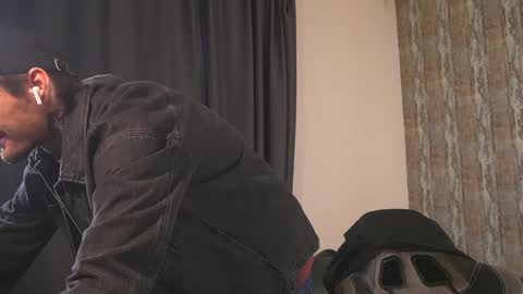 Jerk Machine online show from April 13, 6:41 am