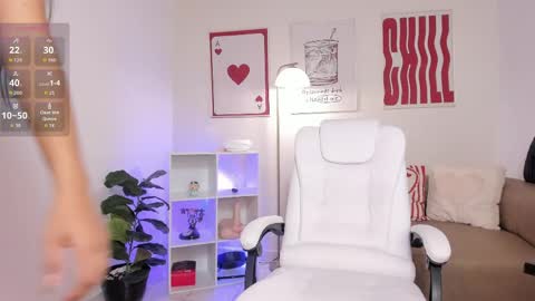   online show from May 6, 12:10 pm