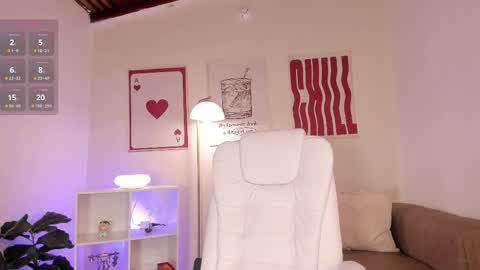   online show from May 30, 12:13 pm