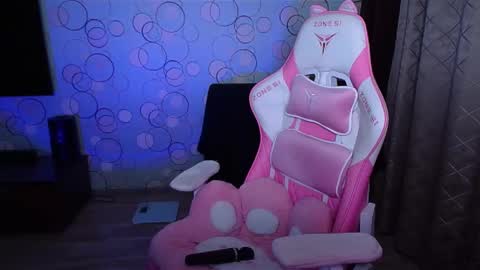   Yasmina   online show from October 30, 2:35 am