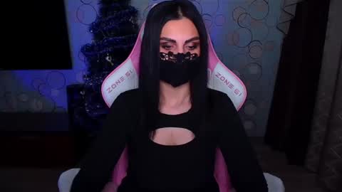   Yasmina   online show from January 17, 3:44 am