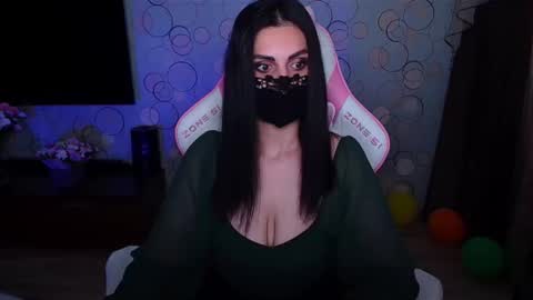   Yasmina   online show from March 29, 3:50 am