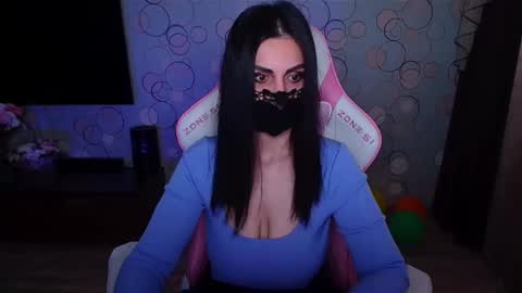   Yasmina   online show from March 30, 5:30 am