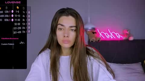 Ashley online show from November 18, 5:06 pm