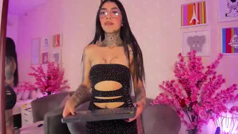 ashley_blum_ online show from March 6, 12:01 pm