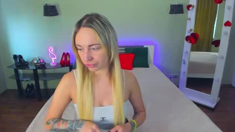 Alina online show from April 3, 7:39 am