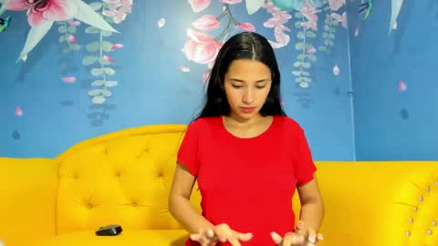 Snapshot of ashley_fresita chatting on December 19, 8:45 am ASHLEY online show from December 19, 8:45 am