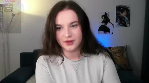   online show from February 22, 8:18 pm