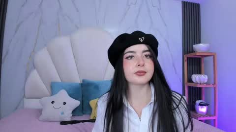 ashley_petit online show from April 25, 12:52 pm