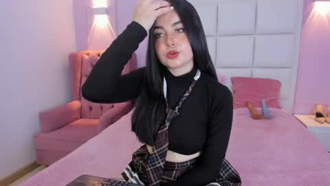 ashley_petit online show from May 4, 1:07 pm