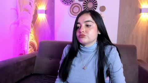 ashley_petit online show from May 17, 1:40 pm