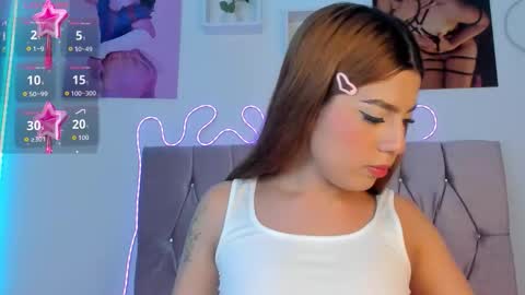 Snapshot of ashley_piinkk chatting on September 9, 6:24 am Ashley online show from September 9, 6:24 am