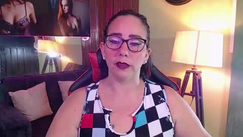 Snapshot of ashley_prg2 chatting on September 24, 4:38 am Ashley online show from September 24, 4:38 am