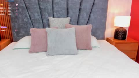 Snapshot of ashley_smith_x chatting on December 14, 10:07 pm Sara Smith online show from December 14, 10:07 pm