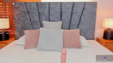 Snapshot of ashley_smith_x chatting on January 17, 10:12 pm Sara Smith online show from January 17, 10:12 pm