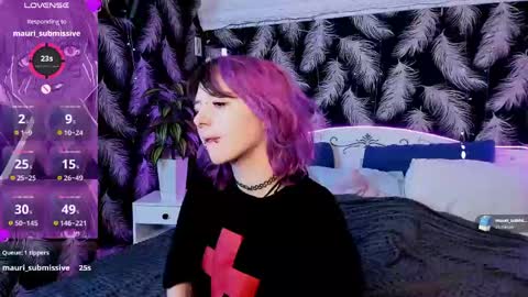 Ashley online show from March 30, 9:16 pm