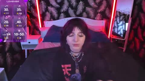 Snapshot of ashley_veil chatting on April 21, 2:51 am Ashley online show from April 21, 2:51 am
