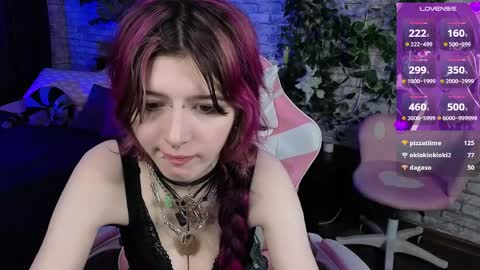 Snapshot of ashley_veil chatting on May 27, 1:57 am Ashley online show from May 27, 1:57 am