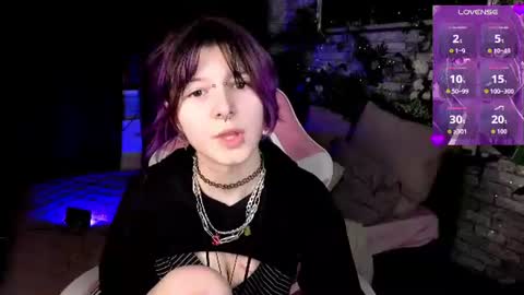 Snapshot of ashley_veil chatting on July 27, 8:49 pm Ashley online show from July 27, 8:49 pm