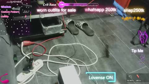 Snapshot of ashleyandtommy1 chatting on January 31, 7:23 pm ashleyandtommy online show from January 31, 7:23 pm