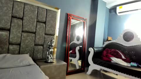 ASHLEY  My schedule 600 - 1400 GMT -5 online show from March 19, 5:55 am