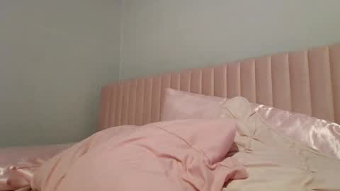 ashleymaddyyyy647935 online show from May 19, 7:58 am