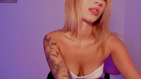 dahiana online show from November 8, 3:23 pm