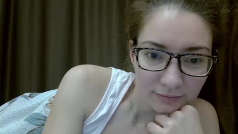 Snapshot of ashleyspice chatting on December 17, 5:29 am Ashley online show from December 17, 5:29 am