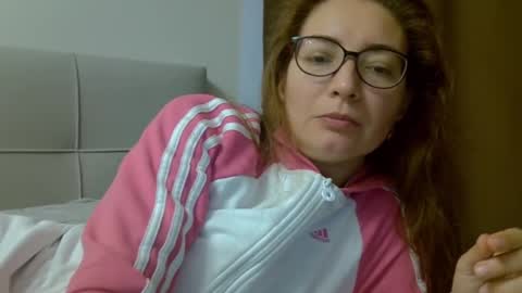 Snapshot of ashleyspice chatting on October 16, 6:58 am Ashley online show from October 16, 6:58 am
