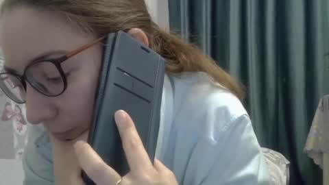 Ashley online show from February 7, 6:39 am