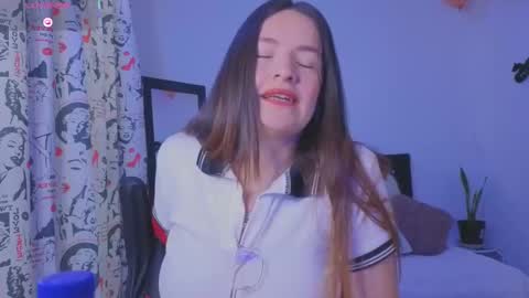 ASHLEY online show from October 4, 4:05 pm