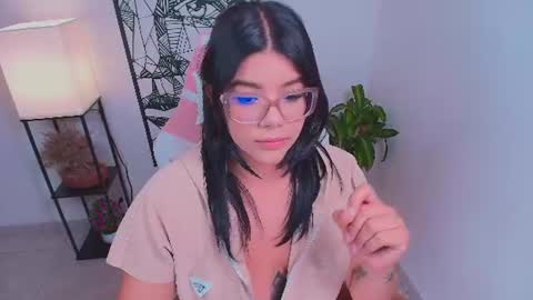 Ashleyy18   online show from June 26, 6:12 pm