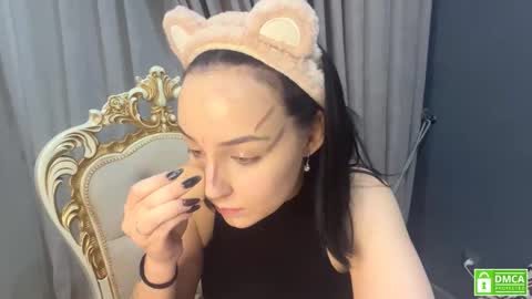 Snapshot of ashliebulson chatting on February 18, 7:21 pm Anna online show from February 18, 7:21 pm