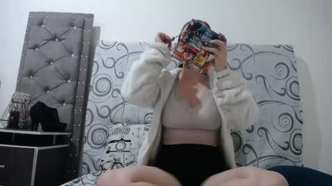 Snapshot of ashly_93 chatting on December 16, 4:55 am engel online show from December 16, 4:55 am