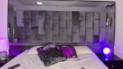 Ashly online show from April 19, 3:28 am
