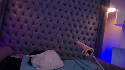 Ashly Moss online show from March 5, 7:38 am