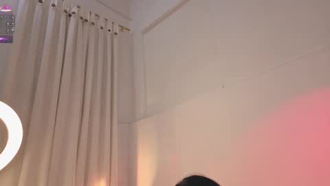 Ash  online show from February 16, 2:18 am