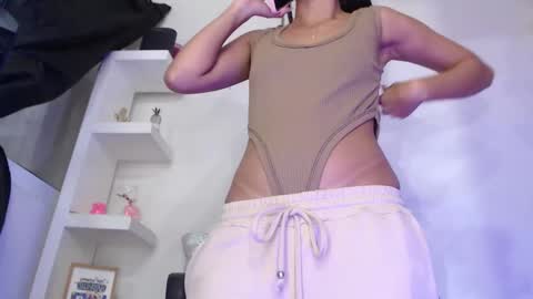 Snapshot of ashlyvesneva chatting on September 15, 9:37 pm  Ashly online show from September 15, 9:37 pm