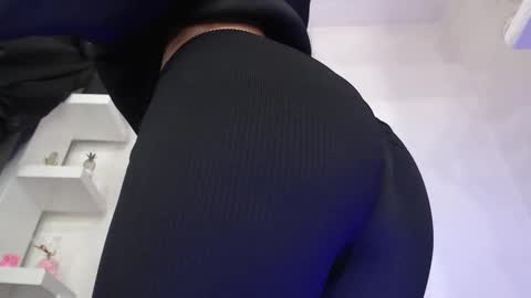 Snapshot of ashlyvesneva chatting on September 26, 11:31 pm  Ashly online show from September 26, 11:31 pm