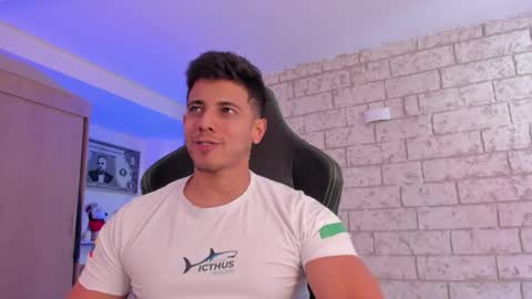 my name real is camilo online show from May 27, 3:20 pm