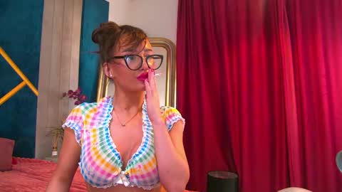 Snapshot of ashy_bunny chatting on May 15, 4:14 pm ashy_bunny online show from May 15, 4:14 pm