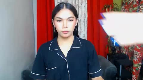 Snapshot of asian2cum4uxxx_sam chatting on June 3, 2:14 am asian2cum4uxxx_sam online show from June 3, 2:14 am