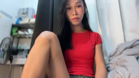 Snapshot of asian_aki chatting on April 9, 1:05 pm Marj online show from April 9, 1:05 pm